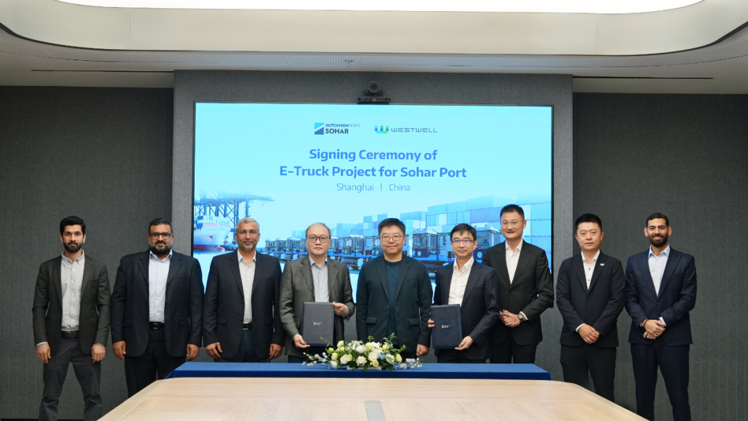 西井科技链接中东枢纽，15台E-Truck即将进驻阿曼
